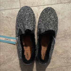 TOMS Gray Knit Slip-On Shoes